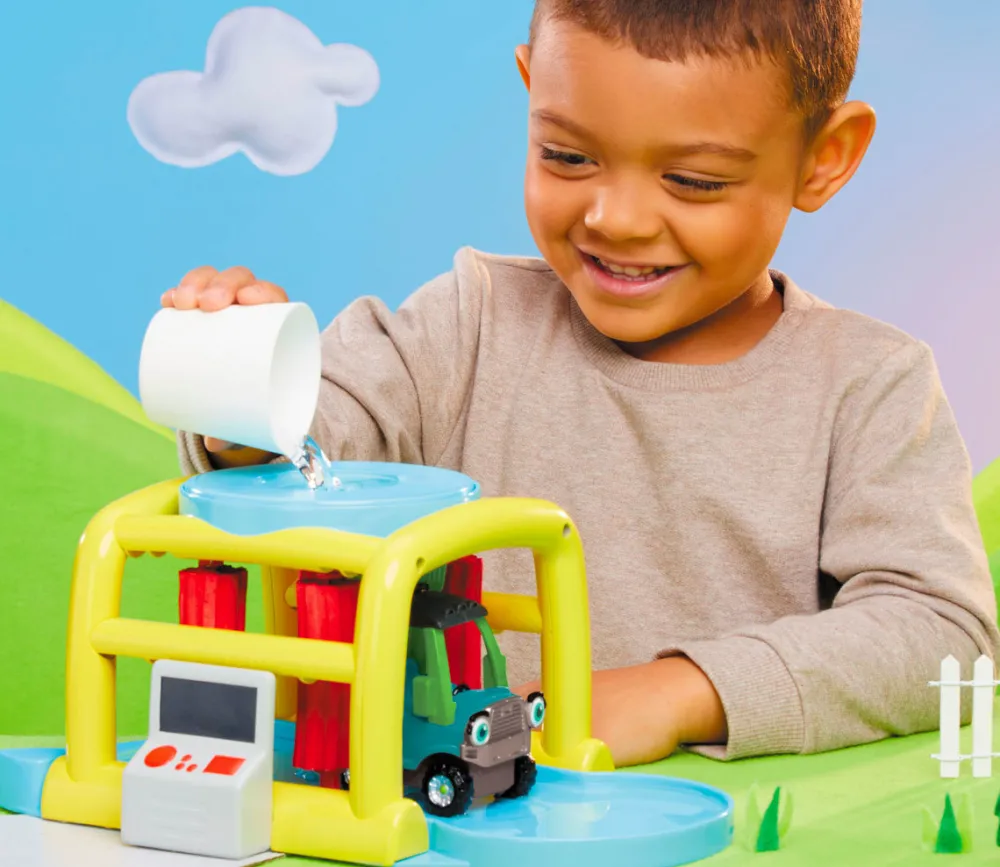 Hot Lets Go Cozy Coupe Colour Change Car Wash Trucks|Role Play