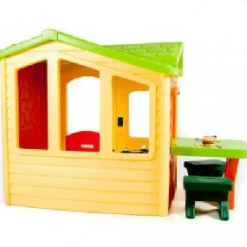 Best Picnic on the Patio Playhouse Natural Pre School|Houses